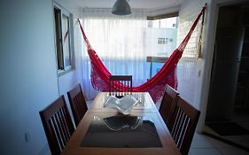 Apartamento de 3 Quartos - Em frente à Praia das Virtudes!